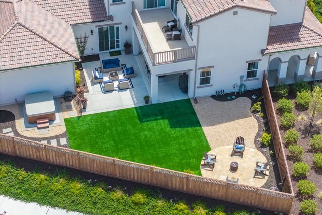585 Santa Lucia Way, Marina, CA 93933