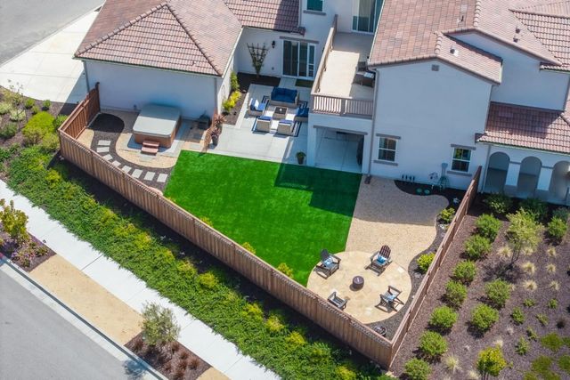 585 Santa Lucia Way, Marina, CA 93933