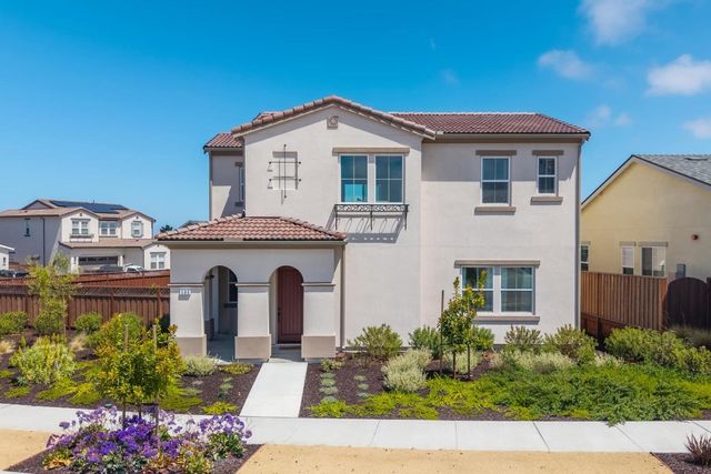 585 Santa Lucia Way, Marina, CA 93933