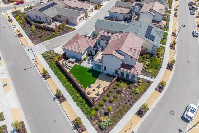 585 Santa Lucia Way, Marina, CA 93933