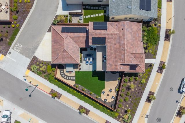 585 Santa Lucia Way, Marina, CA 93933