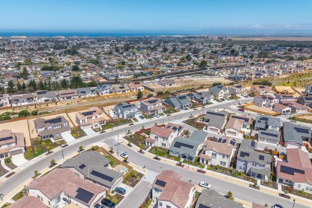 585 Santa Lucia Way, Marina, CA 93933