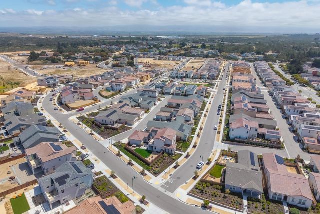 585 Santa Lucia Way, Marina, CA 93933