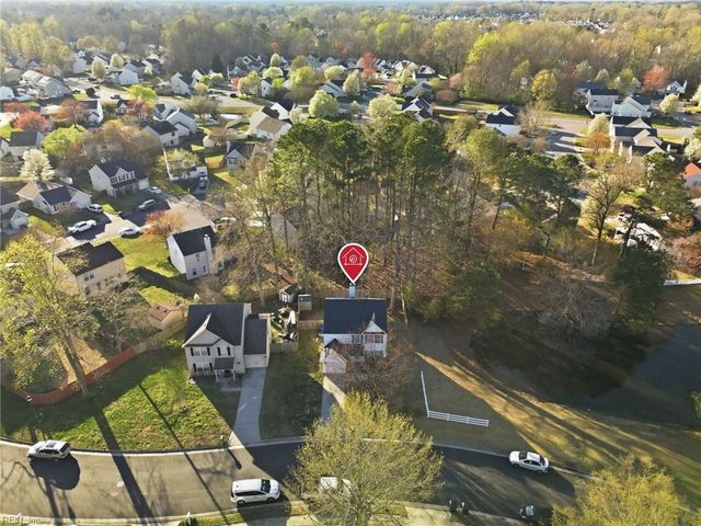 5040 Huntclub CHSE, Suffolk, VA 23435