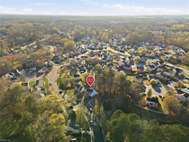 5040 Huntclub CHSE, Suffolk, VA 23435