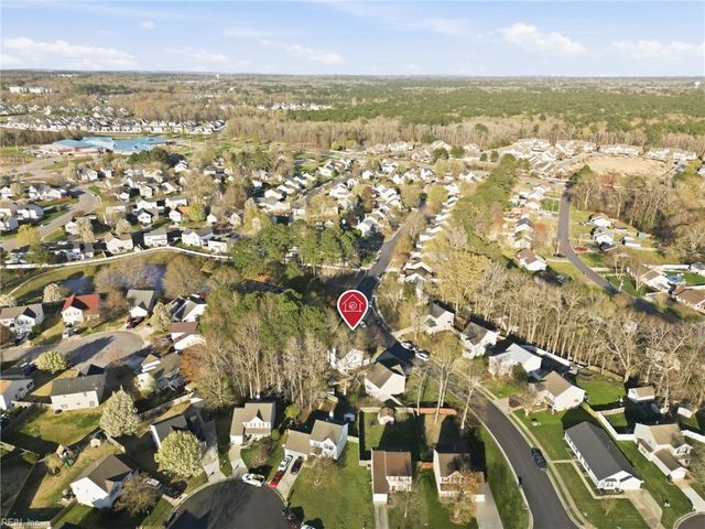 5040 Huntclub CHSE, Suffolk, VA 23435