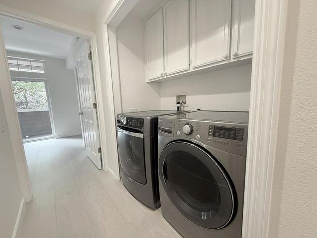 313 Crescent Court, Brisbane, CA 94005