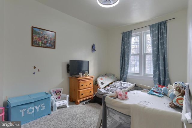 221 WALNUT ST, Lebanon, PA 17042