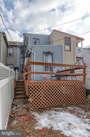 221 WALNUT ST, Lebanon, PA 17042