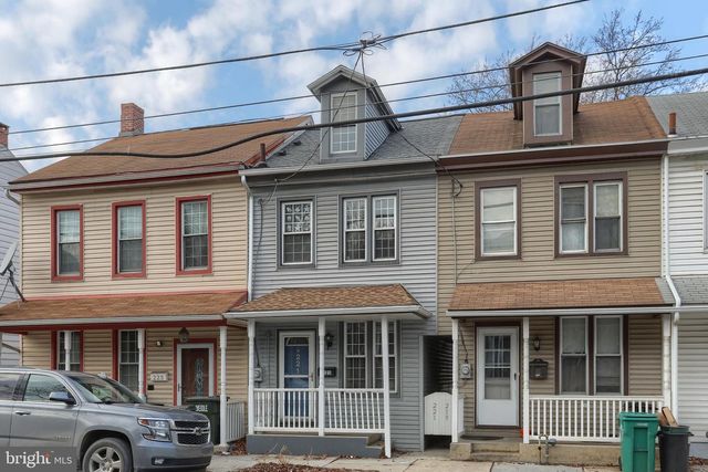 221 WALNUT ST, Lebanon, PA 17042