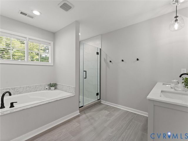 5313 Brockton Ct, Glen Allen, VA 23059