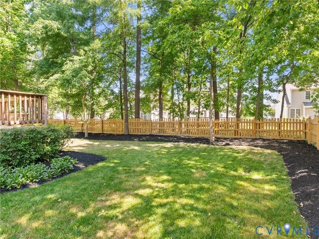 5313 Brockton Ct, Glen Allen, VA 23059