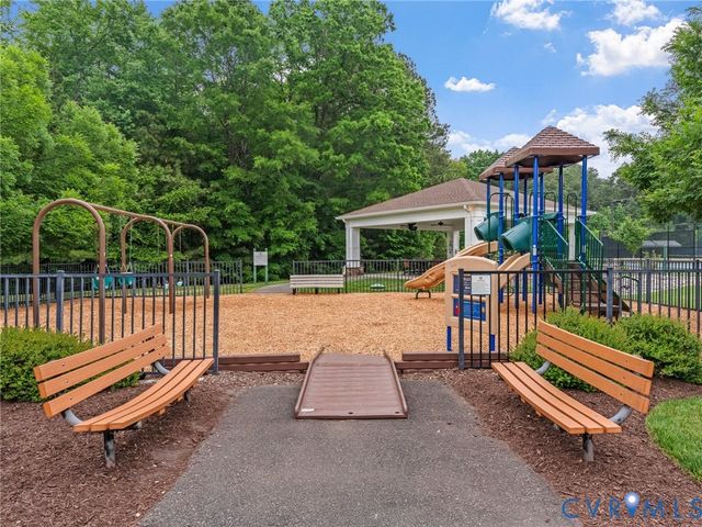 5313 Brockton Ct, Glen Allen, VA 23059