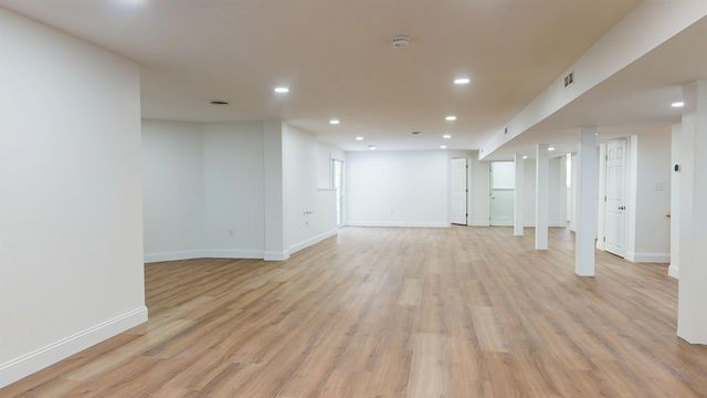 236 Leos Lane, Georgia, VT 05478