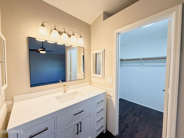 1114 S Surfside Drive, Gilbert, AZ 85233