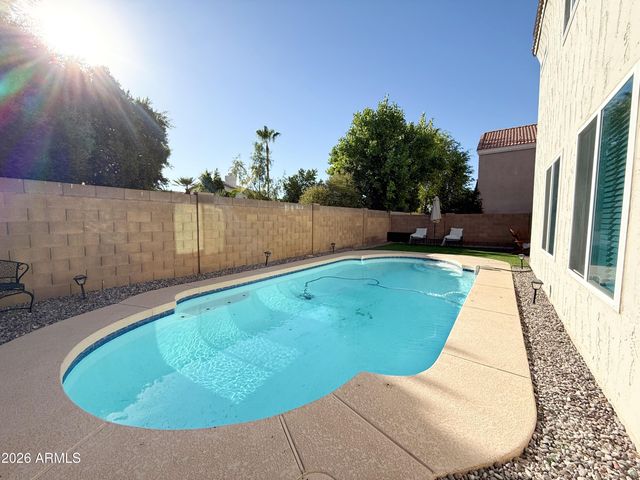 1114 S Surfside Drive, Gilbert, AZ 85233