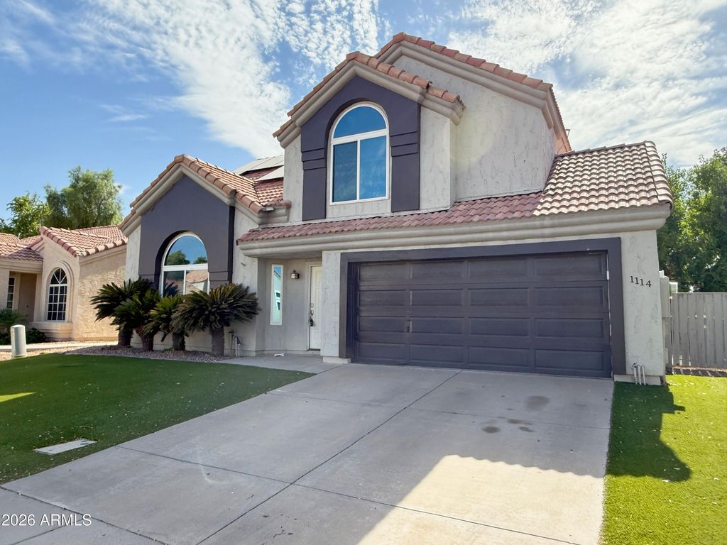 1114 S Surfside Drive, Gilbert, AZ 85233