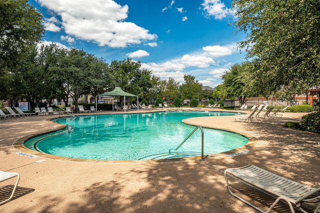 1930 Highland Oaks Drive, Wylie, TX 75098