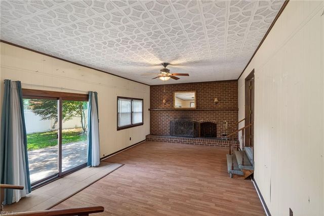 200 Valirey DR, Hampton, VA 23669