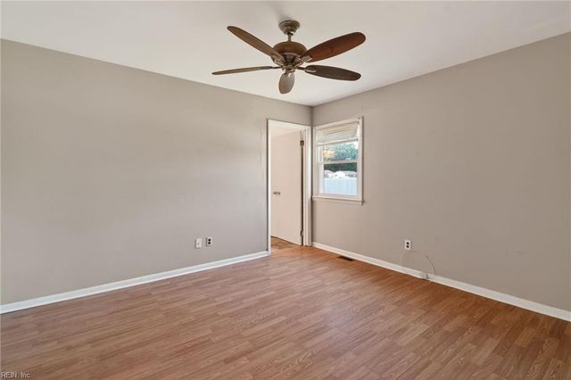 200 Valirey DR, Hampton, VA 23669