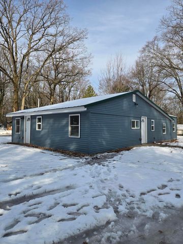 6215 Beech Drive, Lake, MI 48632