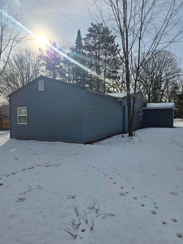 6215 Beech Drive, Lake, MI 48632