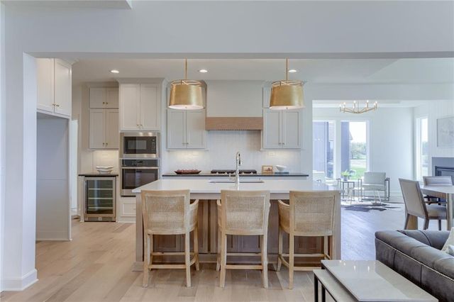 17508 Manor Street, Overland Park, KS 66085