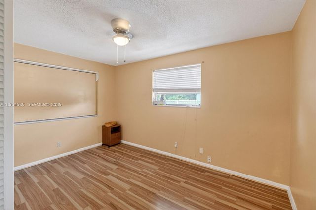 1901 N 56th Ave, Hollywood, FL 33021