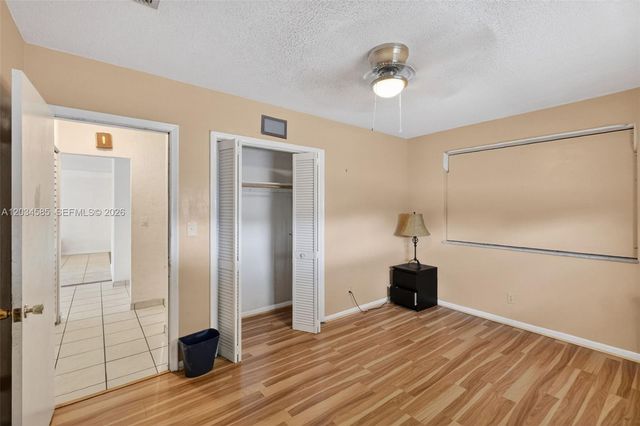 1901 N 56th Ave, Hollywood, FL 33021