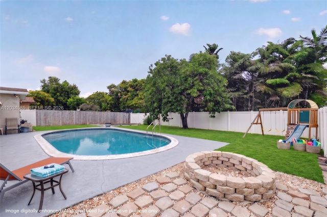1901 N 56th Ave, Hollywood, FL 33021