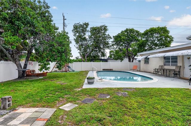 1901 N 56th Ave, Hollywood, FL 33021