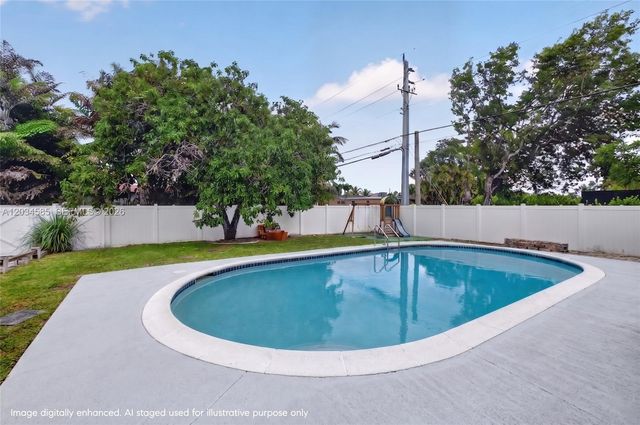 1901 N 56th Ave, Hollywood, FL 33021