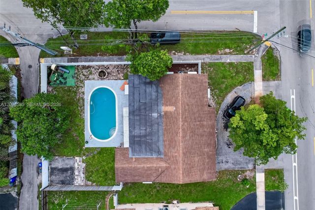 1901 N 56th Ave, Hollywood, FL 33021