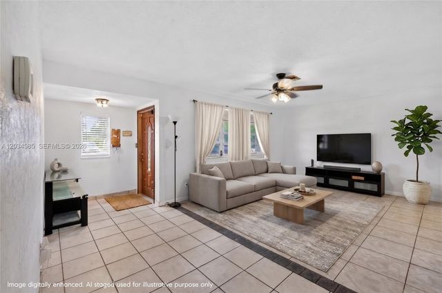 1901 N 56th Ave, Hollywood, FL 33021