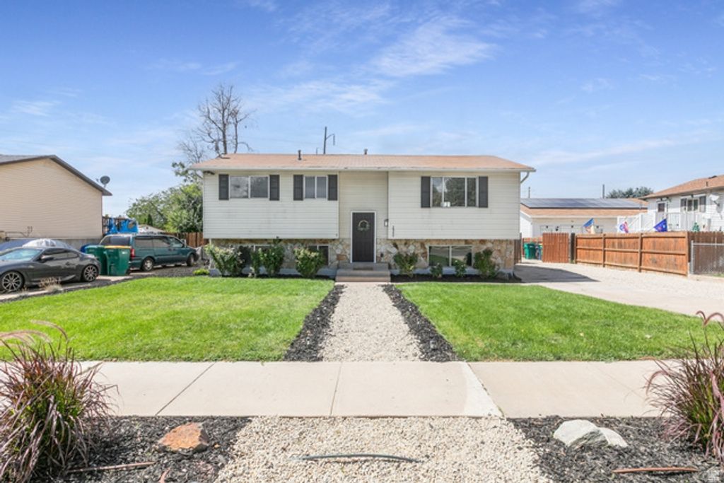 2340 S MAIN ST, Clearfield, UT 84015 — exterior