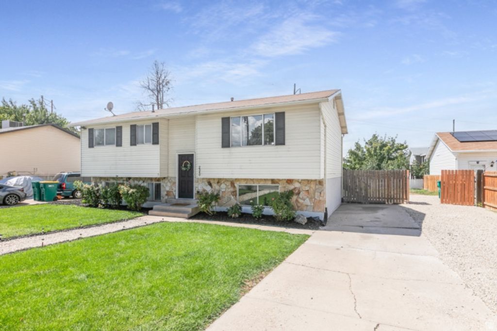 2340 S MAIN ST, Clearfield, UT 84015 — photo 3