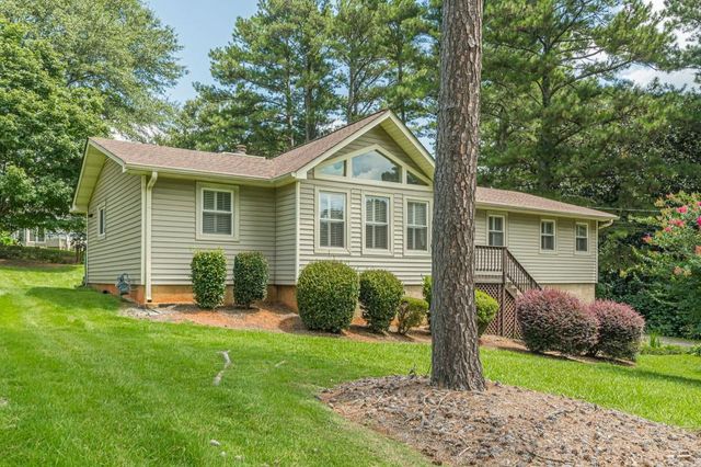 6185 S Summers Circle, Douglasville, GA 30135