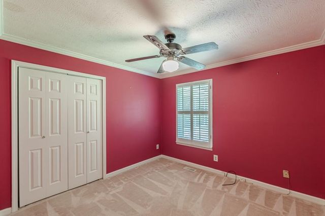 6185 S Summers Circle, Douglasville, GA 30135