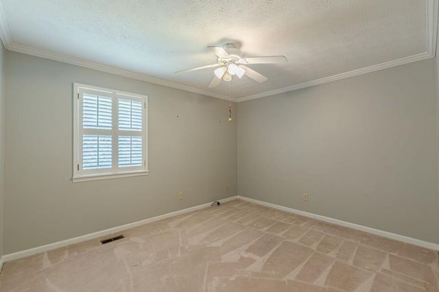 6185 S Summers Circle, Douglasville, GA 30135