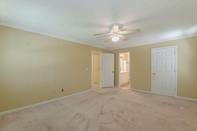 6185 S Summers Circle, Douglasville, GA 30135