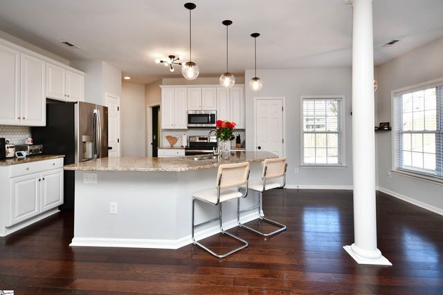 307 Grimes Drive, Simpsonville, SC 29681