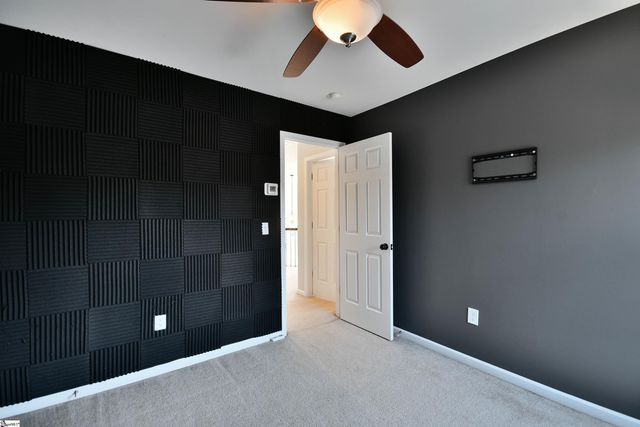 307 Grimes Drive, Simpsonville, SC 29681