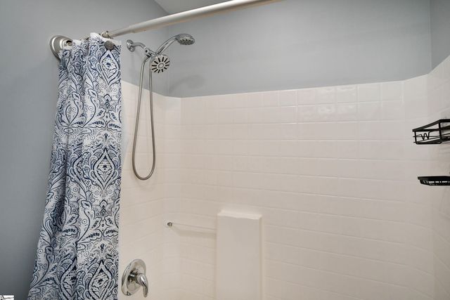 307 Grimes Drive, Simpsonville, SC 29681