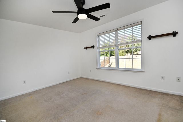 307 Grimes Drive, Simpsonville, SC 29681
