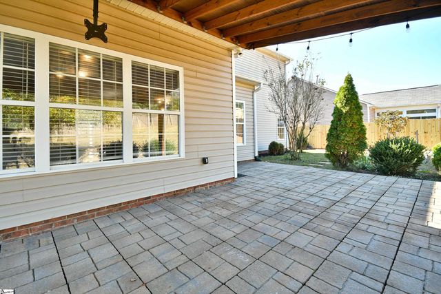 307 Grimes Drive, Simpsonville, SC 29681