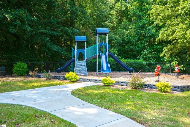307 Grimes Drive, Simpsonville, SC 29681