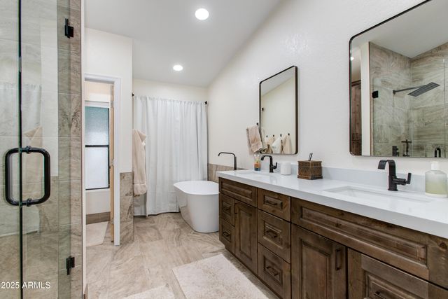 3313 W KRISTAL Way, Phoenix, AZ 85027