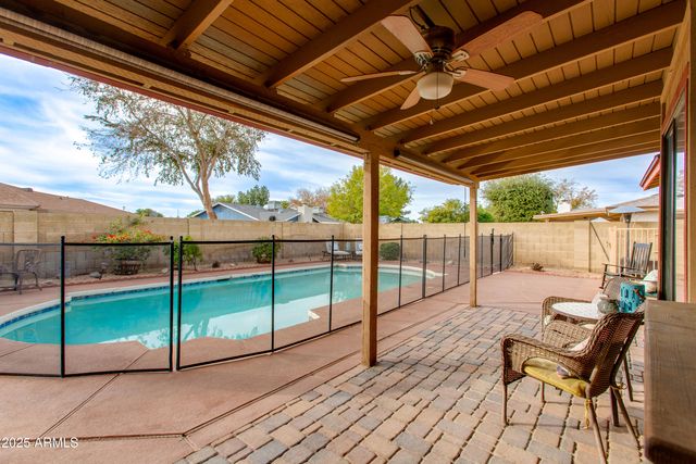 3313 W KRISTAL Way, Phoenix, AZ 85027