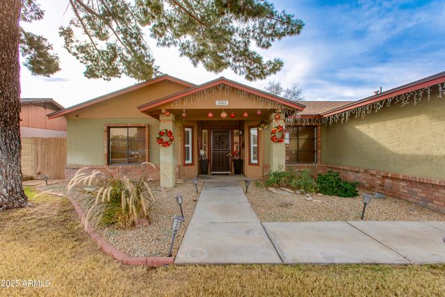 3313 W KRISTAL Way, Phoenix, AZ 85027