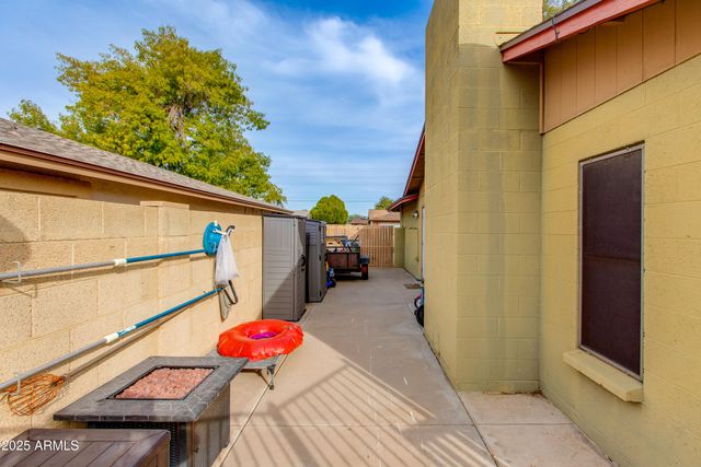 3313 W KRISTAL Way, Phoenix, AZ 85027